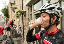 3 grandes razones para tomar cafeína los ciclistas.